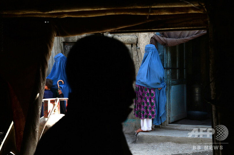 性行為を捉えた動画に登場？既婚の女性警官を逮捕 アフガニスタン