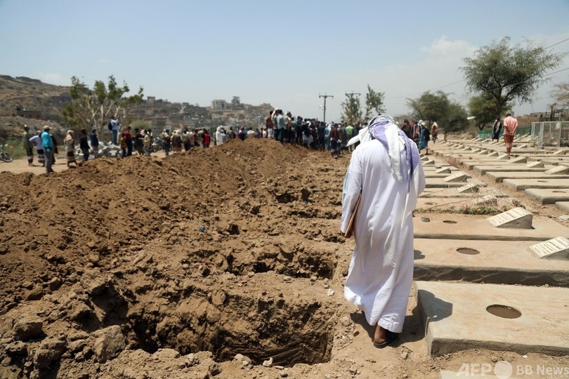 イエメンの墓掘り人 コロナで忙殺 ブルドーザーも出動 写真12枚 国際ニュース afpbb news