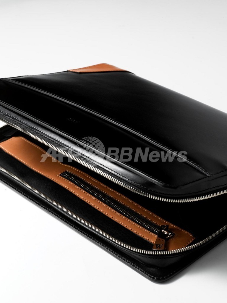 「J.M. WESTON」がレディースラインの国内本格展開開始