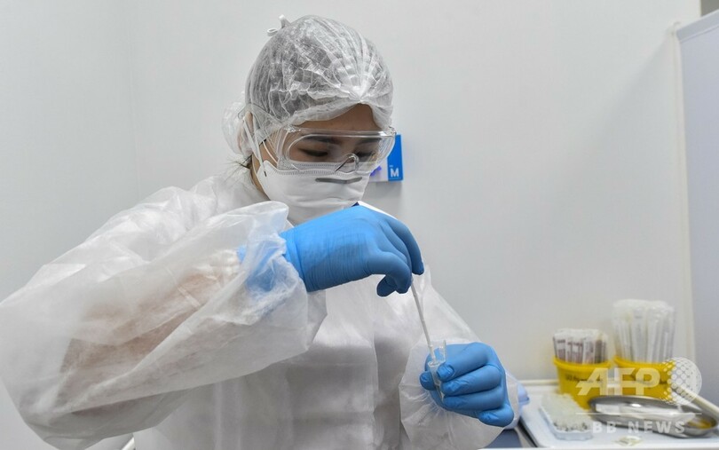 プーチン氏表明の「新型コロナ手当」、医療従事者に届かず ロシア