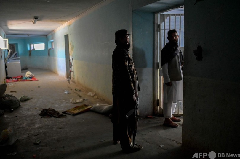 空になった「恐怖の場所」 アフガン最大の刑務所、タリバンが囚人解放