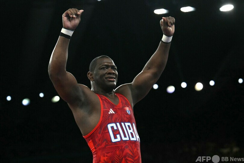 ロペスヌニェスが前人未到の5連覇、パリ五輪レスリング男子