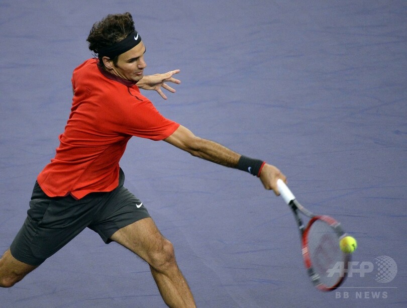 フェデラーが辛勝で3回戦へ、上海マスターズ