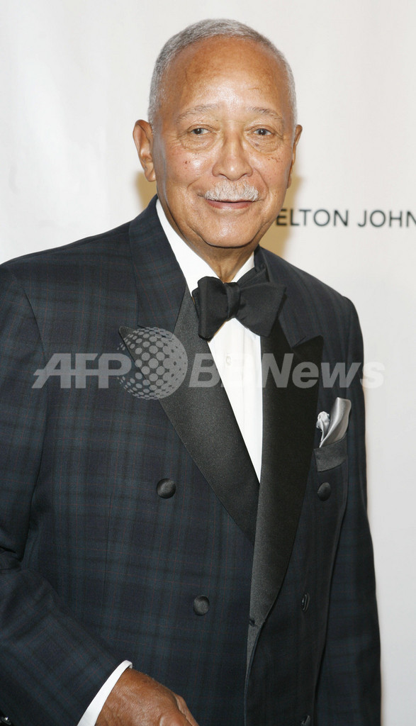 「エルトン・ジョン・エイズ基金」主催のパーティー開催