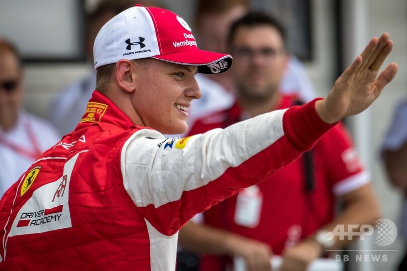 ミック・シューマッハがF2初優勝、松下との争い制す