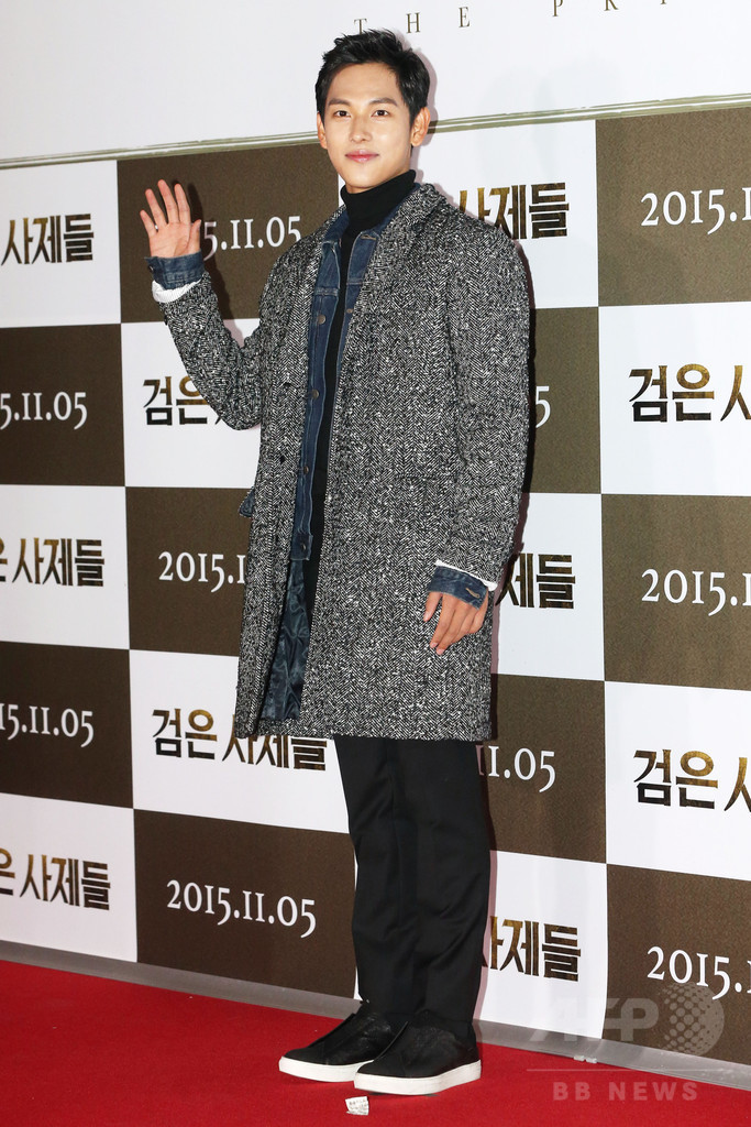 映画『黒い司祭たち』のVIP試写会、ソウルで開催