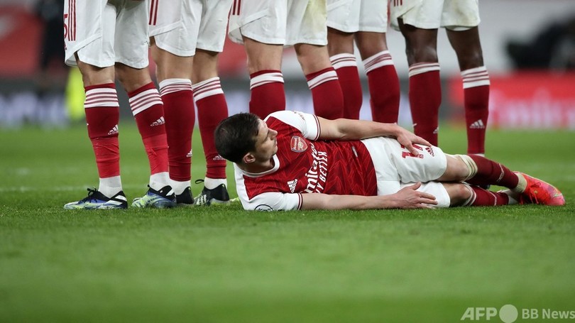 アーセナルがスパーズに逆転勝ち ラメラ鮮烈弾も退場