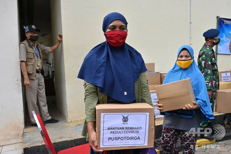 罰としてトイレ掃除、ソーシャル・ディスタンシング規則違反者に