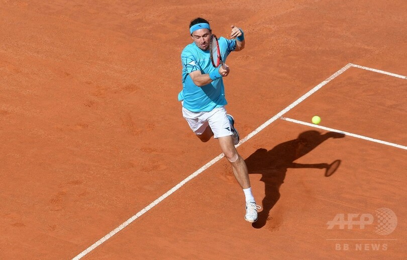 ジョコビッチ、得意のローマで初戦突破 ドルゴポロフに55分完勝