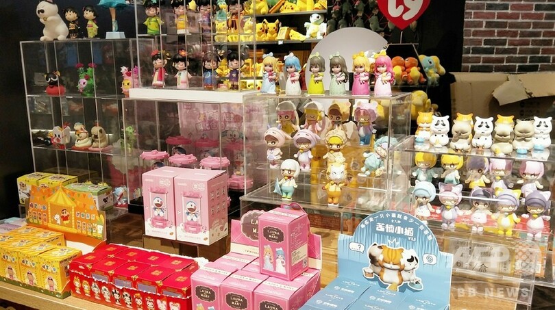 スニーカー投資より熱が入る「ブラインドボックス」、定価の50倍に跳ね上がるフィーバー