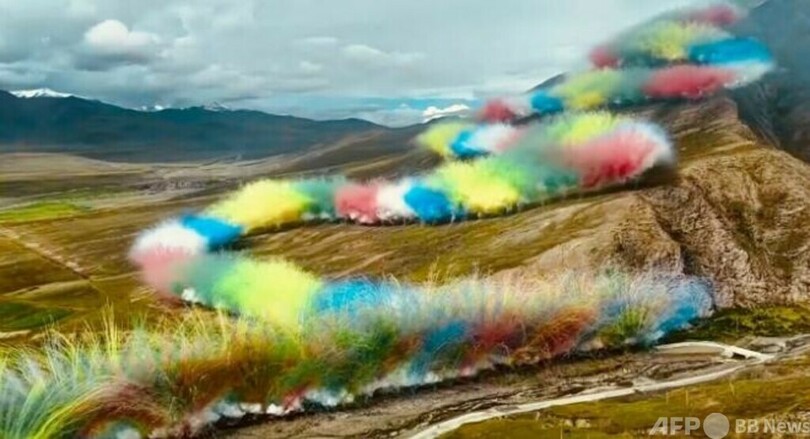 中国アウトドアブランドがヒマラヤで花火イベント 環境懸念の批判受け謝罪