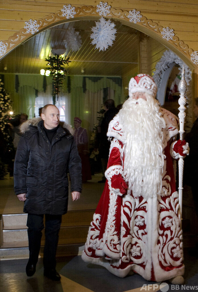 贈り物は大統領の地位？ プーチン氏、「ロシアのサンタ」に感謝
