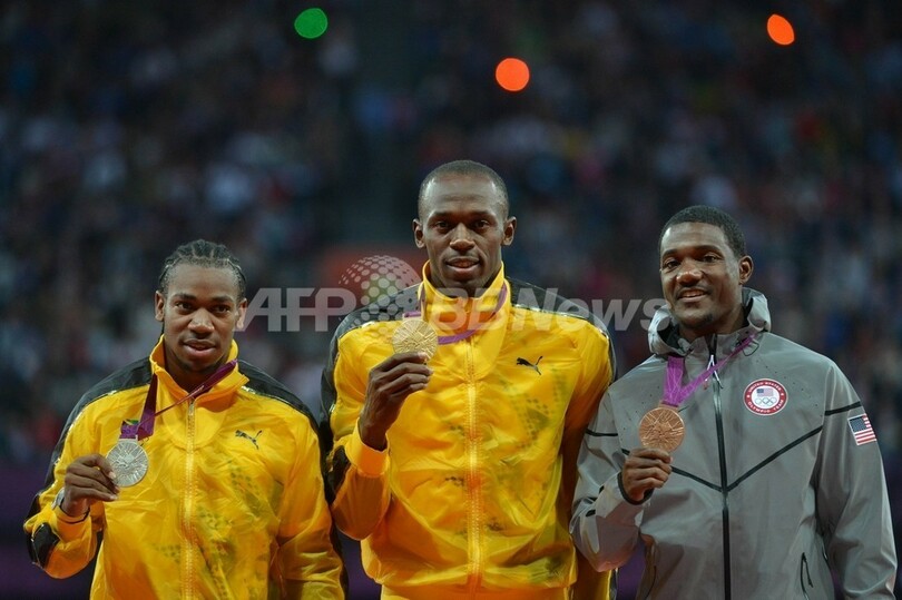 ボルトが五輪新記録で男子100メートル連覇