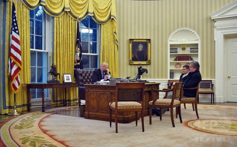 バノン首席戦略官、NSCの常任メンバーに トランプ大統領が命じる