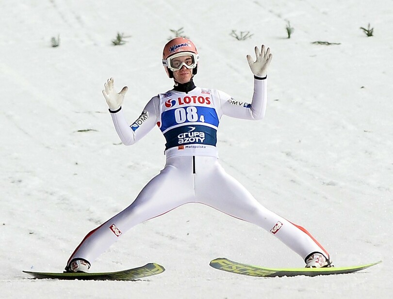 ドイツが団体第2戦を制す、日本は6位 ジャンプW杯男子