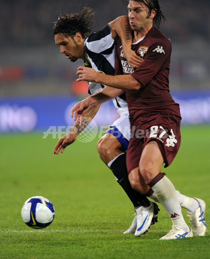 ユベントス トリノダービーを制す