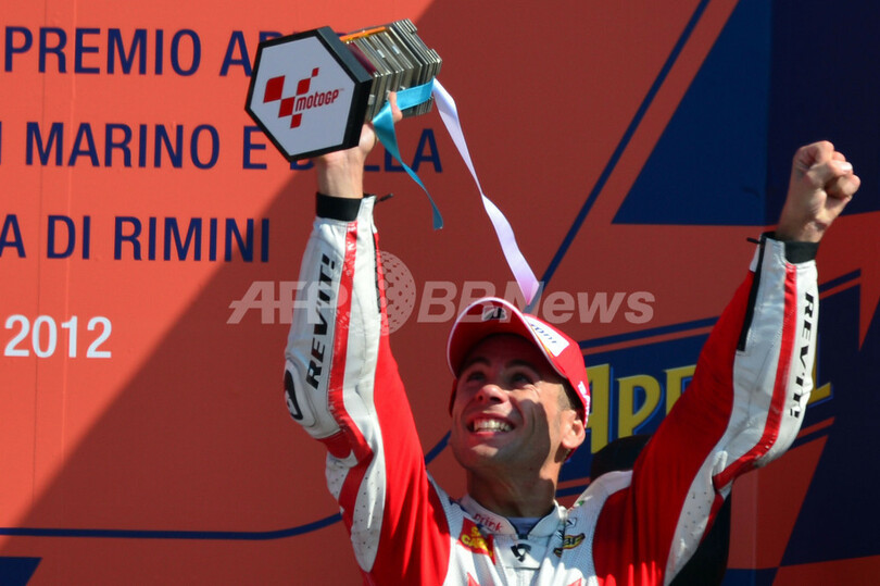 ロレンゾがサンマリノGP2連覇、ペドロサはリタイア