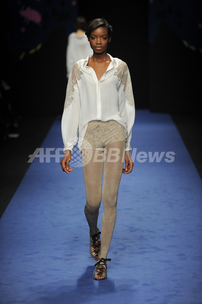 ＜13/14年秋冬ミラノコレクション＞クリスティナ ティ