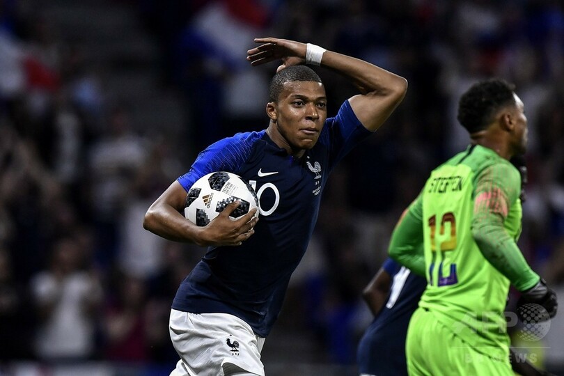 フランスが米国とドロー、ポグバは復調