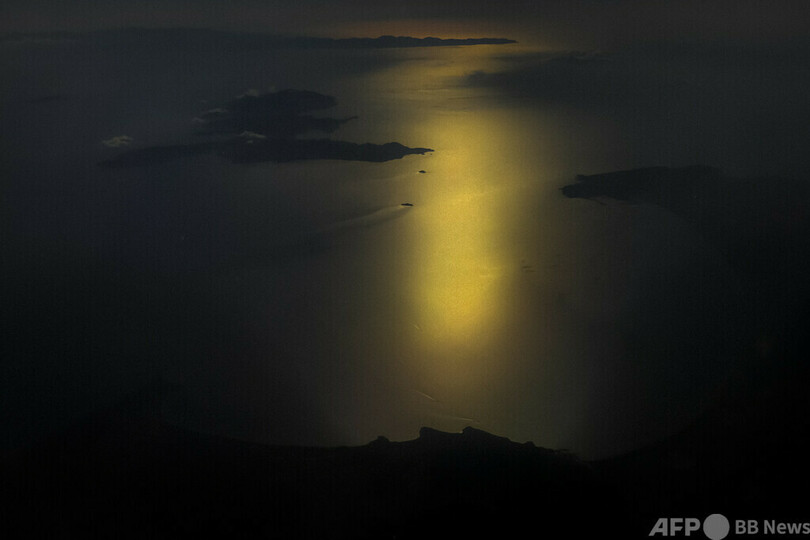 謎のソニックブーム、地中海沿いで観測 隕石か