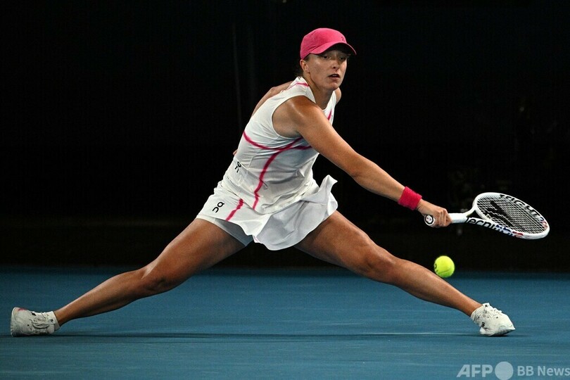 シフィオンテク3回戦へ 黒星一歩手前から巻き返す 全豪OP