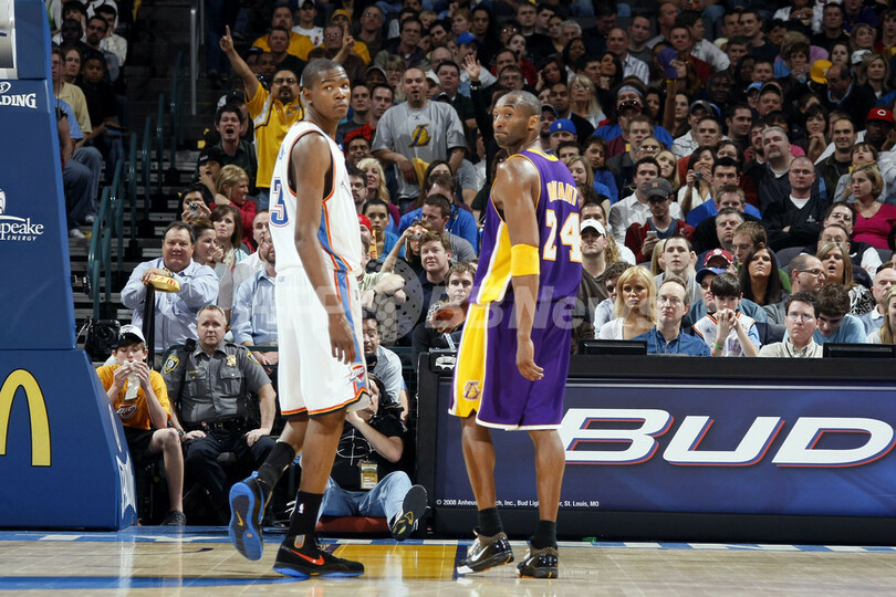 レイカーズ サンダーを下し5連勝