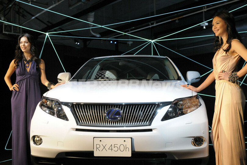 トヨタ、「レクサス」のハイブリッド搭載SUV発売