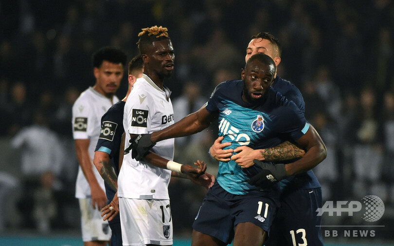 ポルトFWへの人種差別、国内で意見二分 本人は「試合続行は無理」