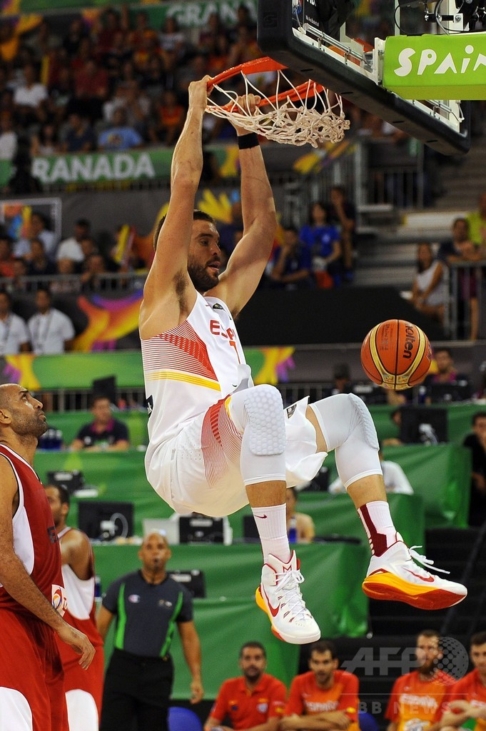 開催国スペインが開幕2連勝、バスケW杯
