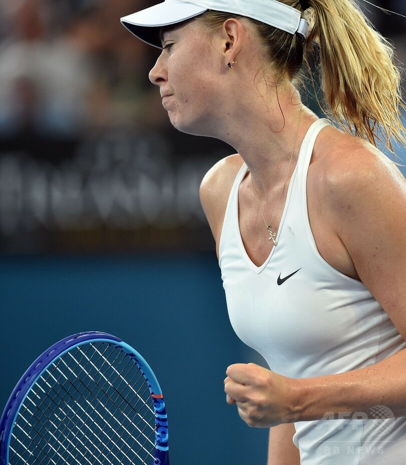 シャラポワ、スアレス・ナバロに快勝で4強 ブリスベーン国際