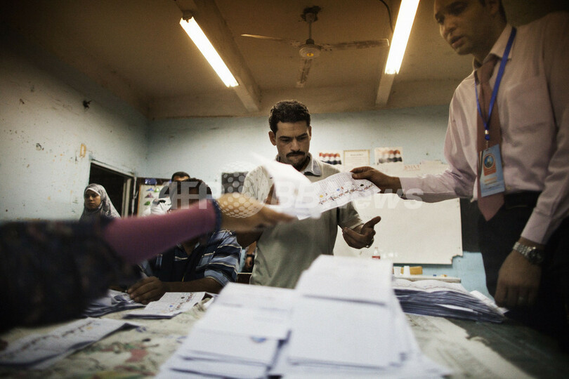 ムバラク政権崩壊後初のエジプト大統領選、開票進む