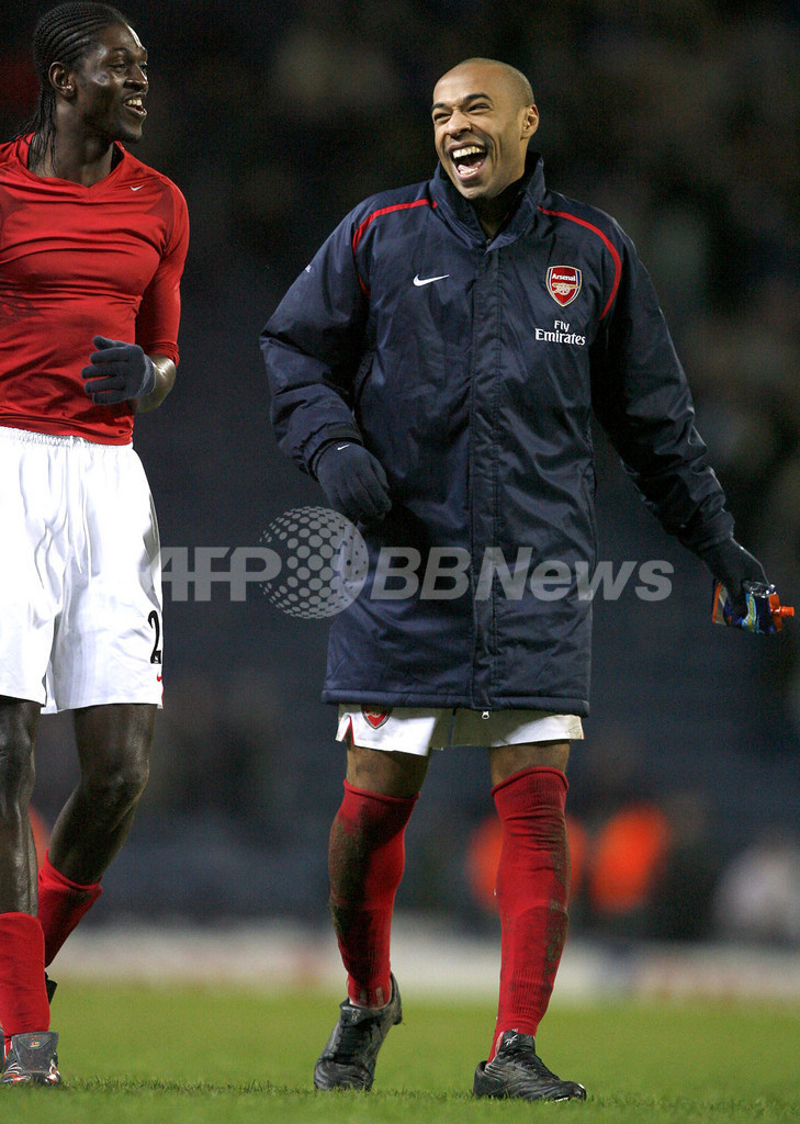 ＜サッカー プレミアリーグ＞アーセナル アンリの活躍でブラックバーン・ローバーズを降す - 英国