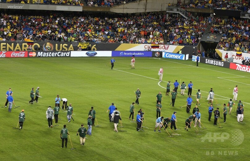 王者チリ、雷雨中断の試合制してアルゼンチンとの決勝へ