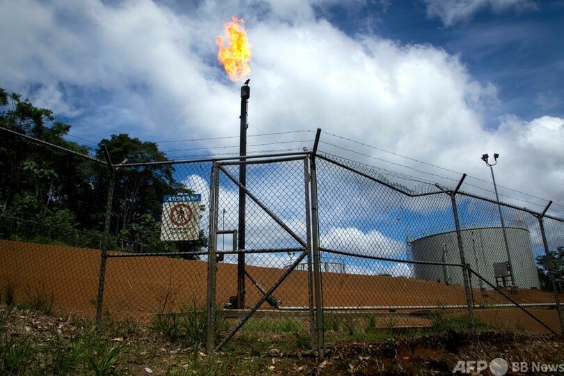 アマゾン先住民族が中国企業を提訴、余剰ガスの焼却処分めぐり