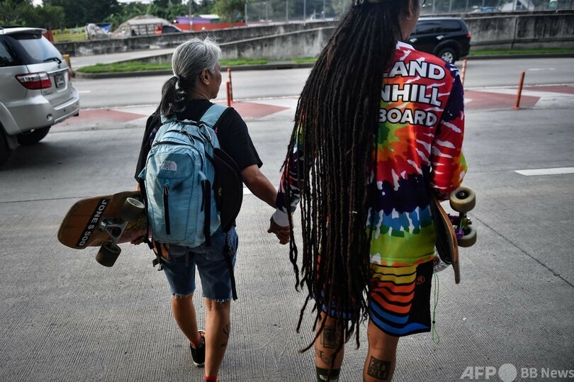 癒やしのスケボー…がんと闘う63歳の代表選手 タイ