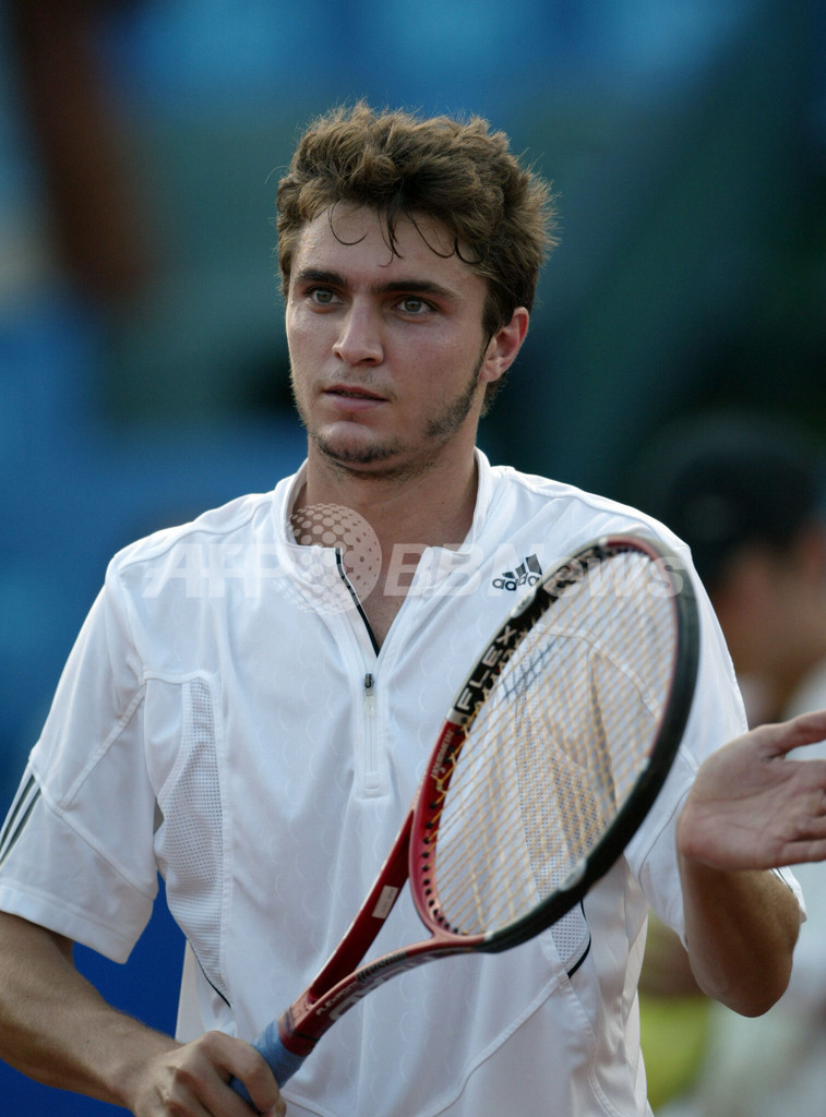 シモン ベルロクに勝利しBCRオープン決勝へ