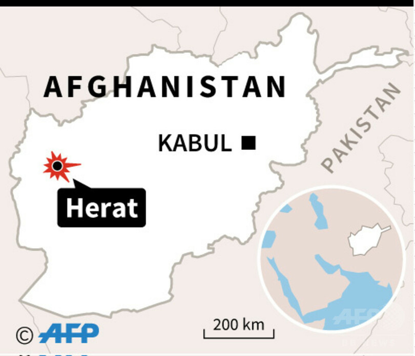 アフガンでシーア派モスク襲撃、33人死亡 ISが犯行声明