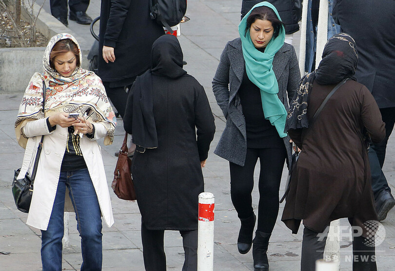 革命から40年、徐々に権利を取り戻す女性たち イラン