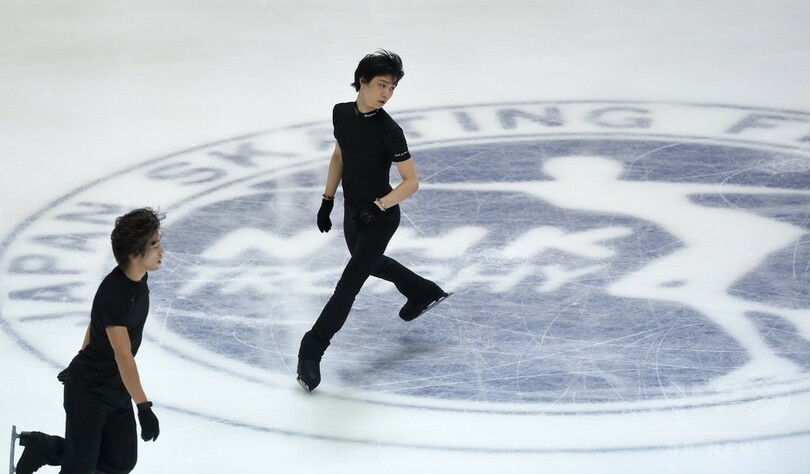 NHK杯に出場する羽生、「ここにいることが奇跡」