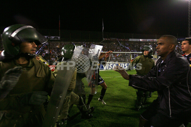 ＜サッカー 07リベルタドーレス杯南米選手権＞コロコロ カラカスをホームで降しグループ6首位に立つ - チリ