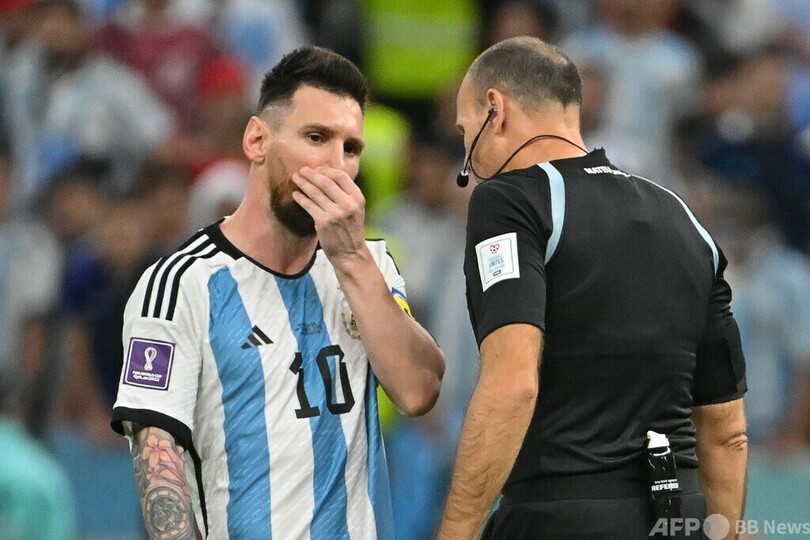 メッシ、アルゼンチンPK戦勝利も主審の試合裁きに批判