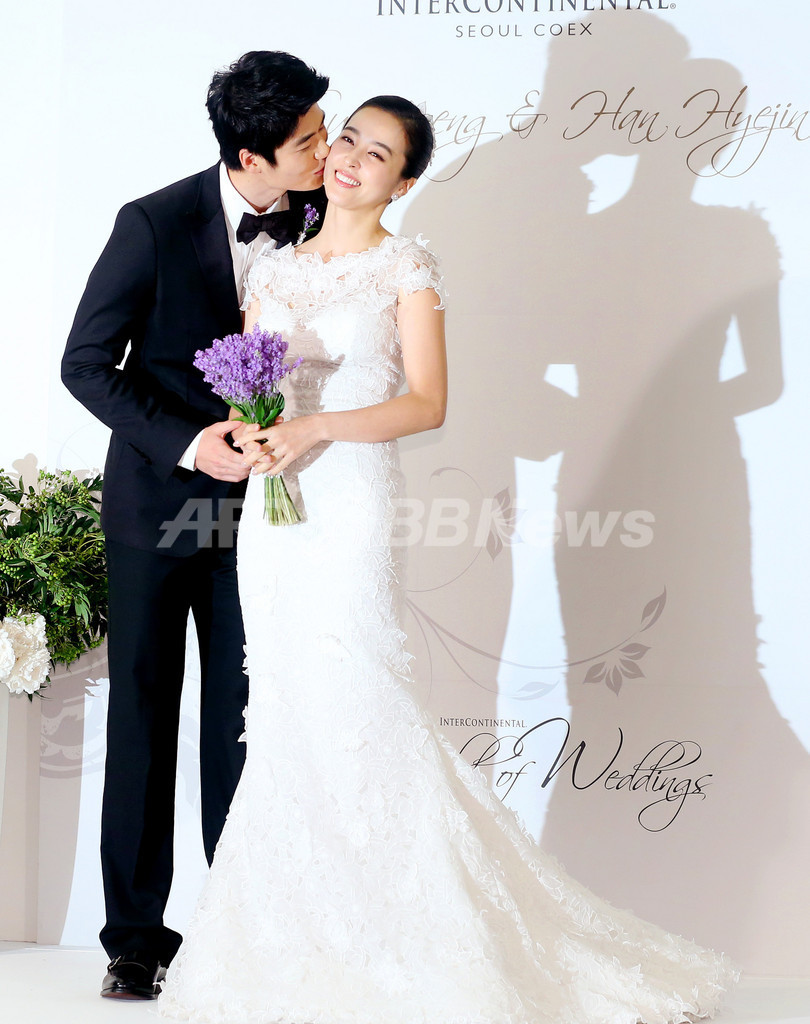 キ ソンヨン選手と女優ハン ヘジンの挙式 韓国 写真8枚 国際ニュース Afpbb News