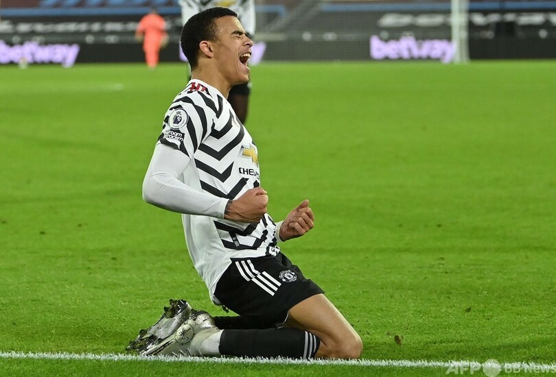 観客戻ったプレミアリーグ、マンUとチェルシーが逆転勝利