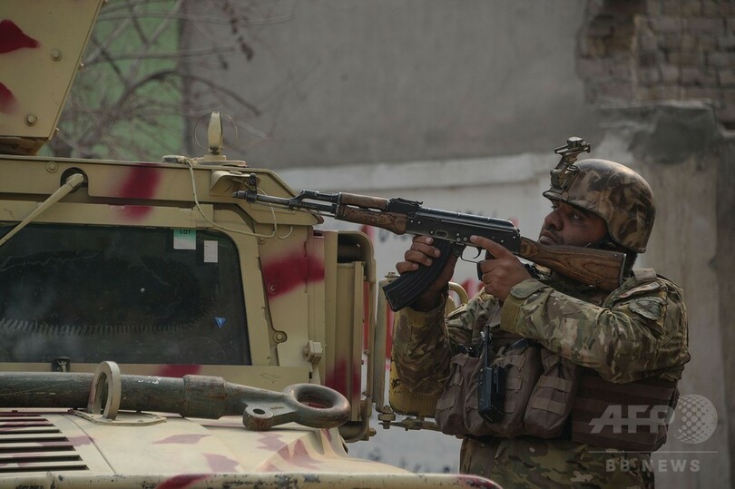 アフガンでNGO事務所襲撃、職員7人死傷 ISが犯行声明