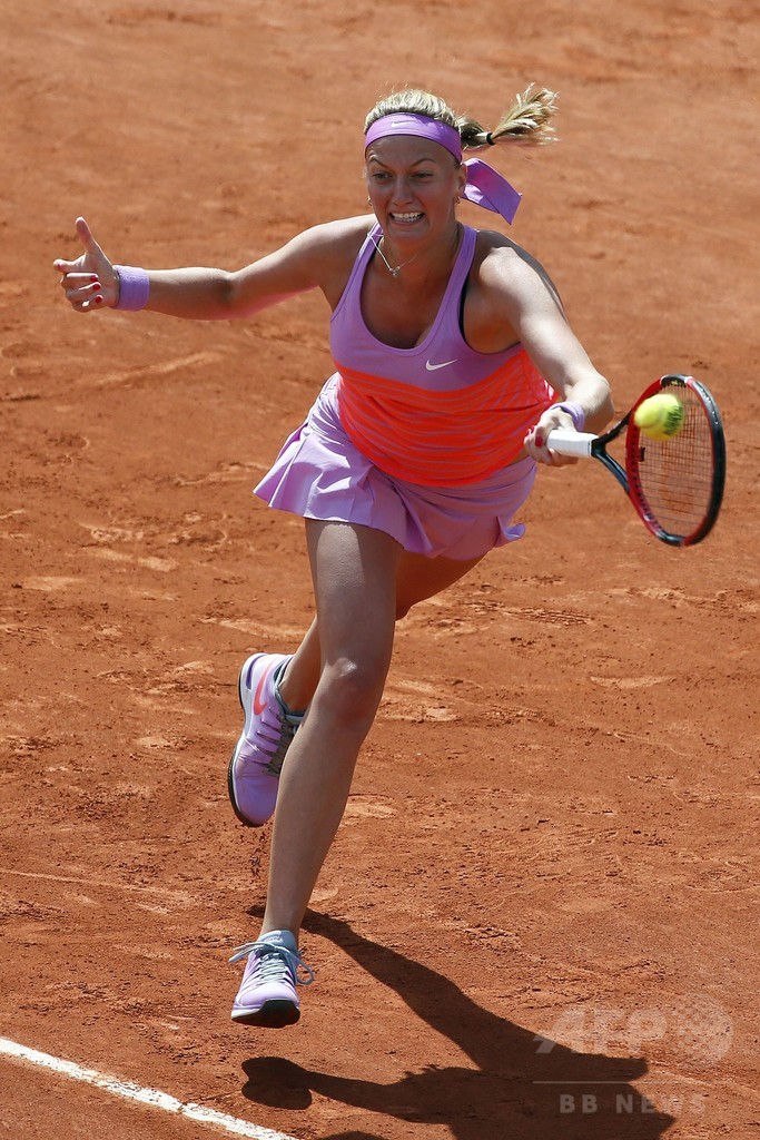 クビトバが16強入り、3回戦でベグに快勝 全仏オープン