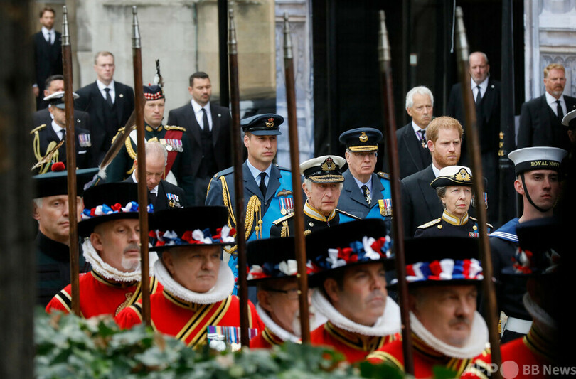 エリザベス女王の国葬、英首都で執り行われる