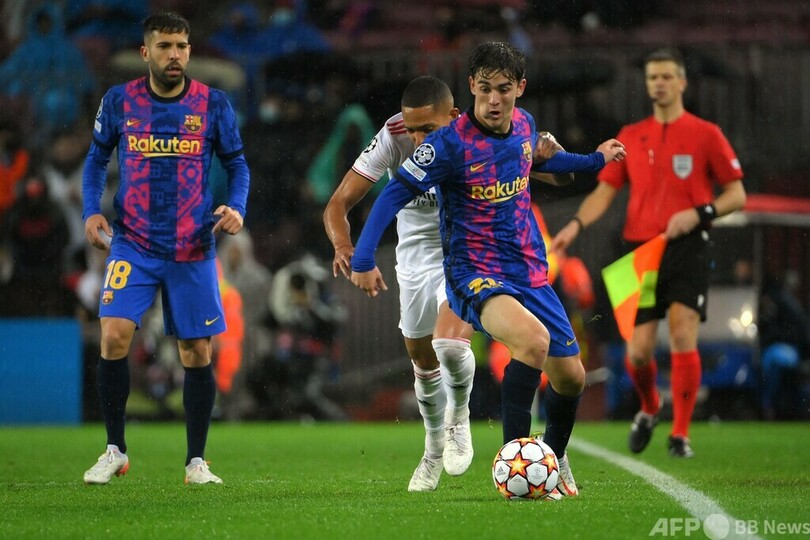 バルサ無得点ドロー、16強入りは最終戦に持ち越し 欧州CL