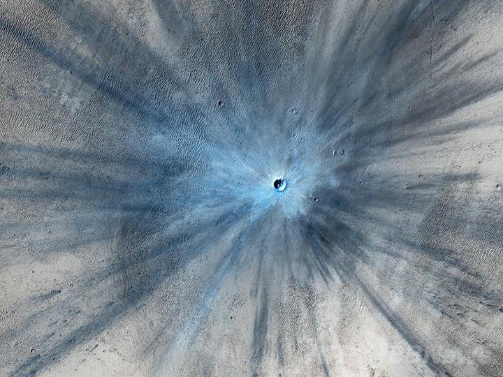 火星のクレーター命名権を販売、国際天文学連合が抗議 火星のクレーター命名権を販売、国際天文学連合が抗議