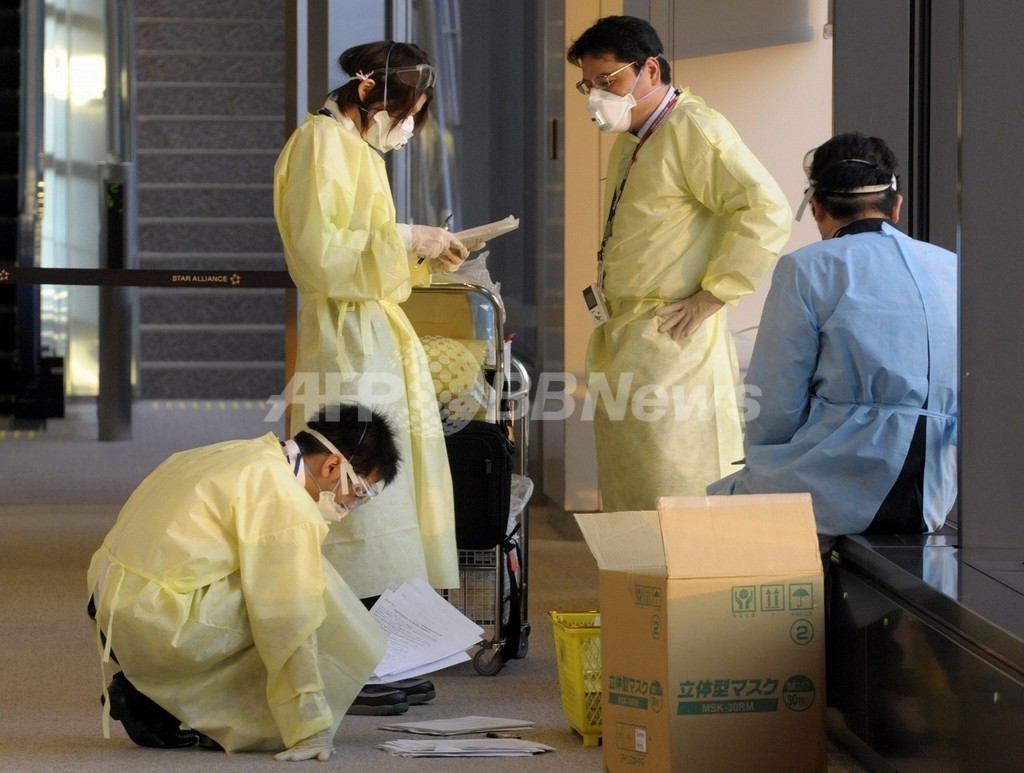 日本国内で初の感染者確認、大阪の高校教員と生徒2人 日本国内で初の感染者確認、大阪の高校教員と生徒2人