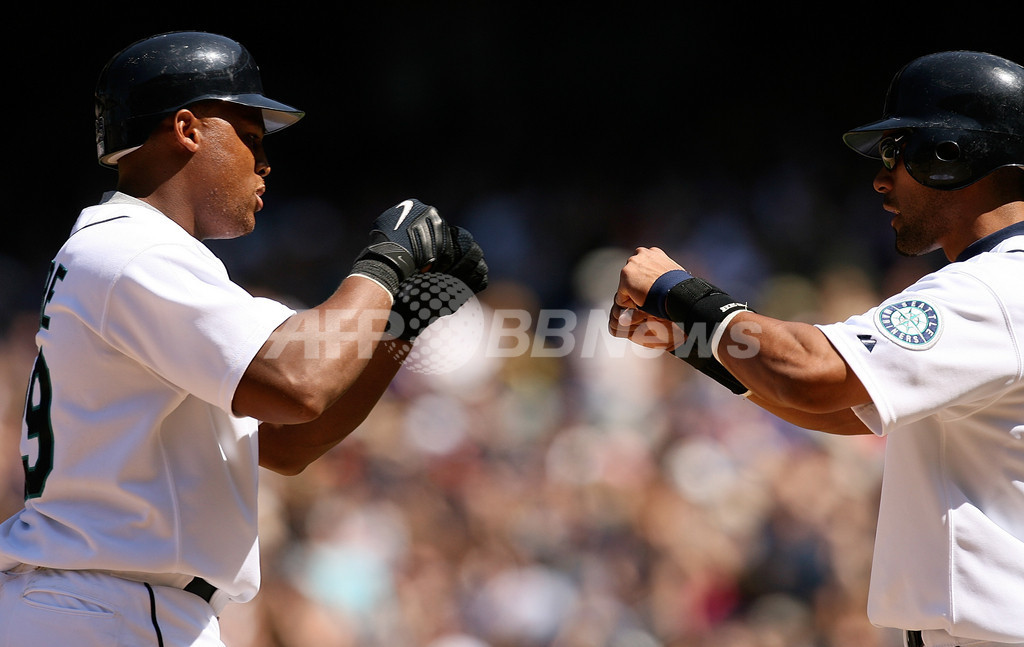 イチロー マルチ安打で18試合連続安打、マリナーズは勝利 写真10 イチロー マルチ安打で18試合連続安打、マリナーズは勝利 写真10